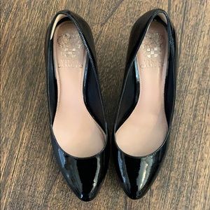 Vince Camuto Black Patent Pump 👠